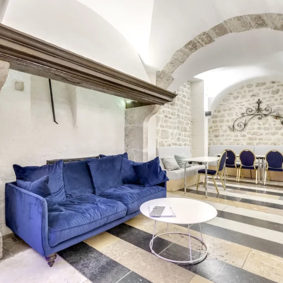 Bureau privé 85 m² 20 postes Location bureau Rue Chapon Paris 75003 - photo 7