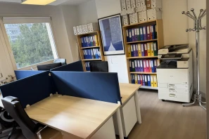 Bureau privé - 75017 - 4 postes - 1900€