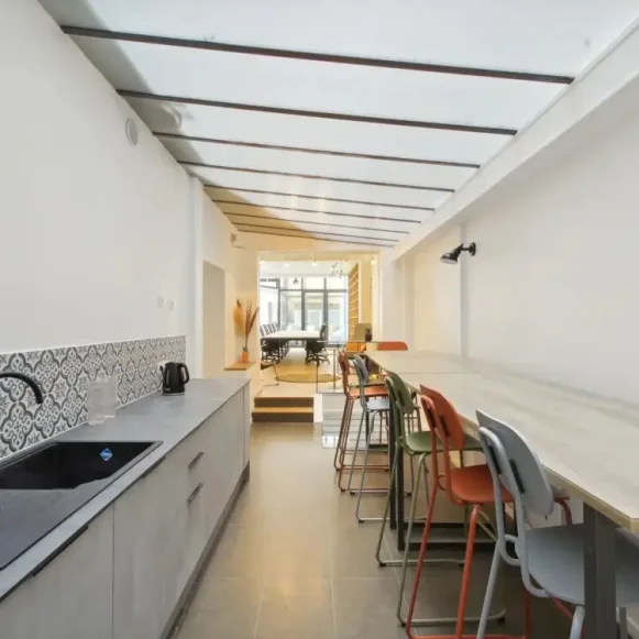 Espace indépendant 190 m² 30 postes Location bureau Rue Championnet Paris 75018 - photo 10