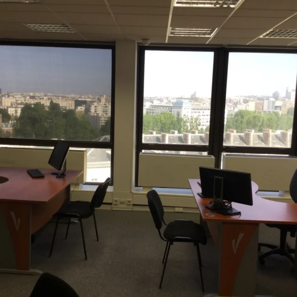 Bureau privé 26 m² 6 postes Location bureau Rue Royale Saint-Cloud 92210 - photo 9