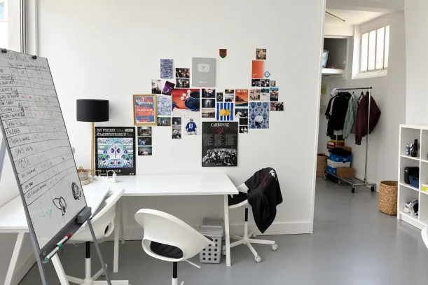 Espace indépendant - 75011 - 7 postes - 1300€