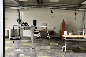 Open Space - 33600 - 15 postes - 100€