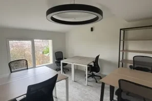 Bureau privé - 33000 - 6 postes - 2099€