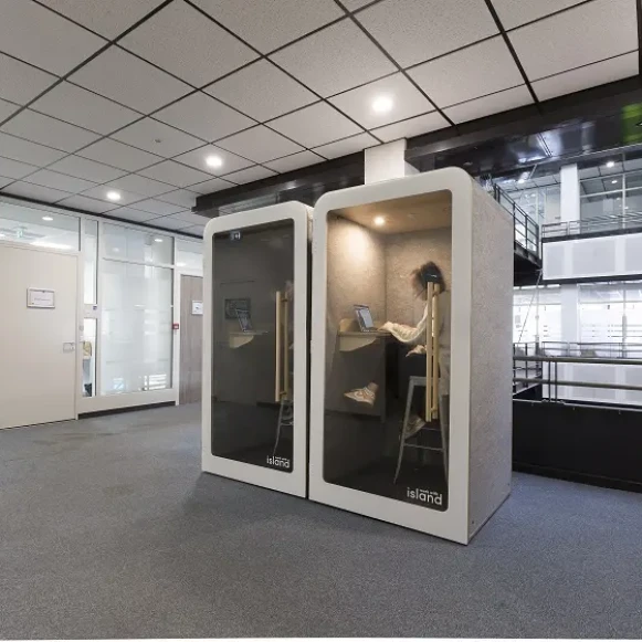 Bureau privé 28 m² 8 postes Coworking Rue Lortet Lyon 69007 - photo 7