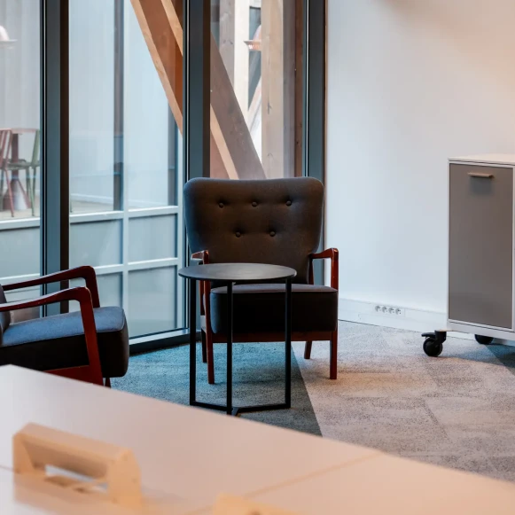 Bureau privé 48 m² 12 postes Location bureau Rue Succursale Bordeaux 33000 - photo 3