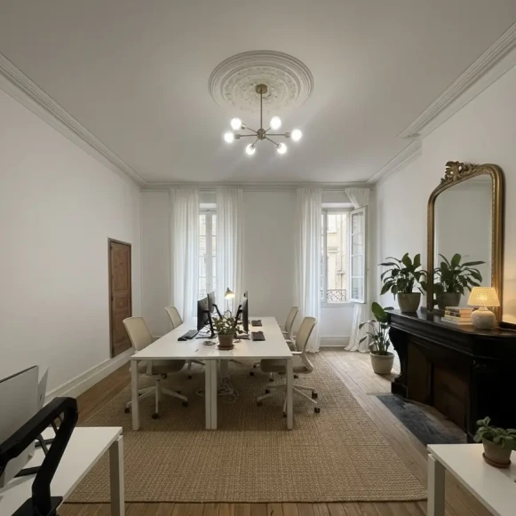 Bureau privé 30 m² 6 postes Coworking Rue des Lois Toulouse 31000 - photo 1