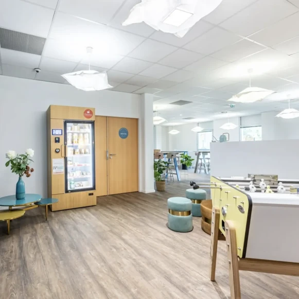 Bureau privé 37 m² 7 postes Coworking Rue Jacques Daguerre Nantes 44300 - photo 1