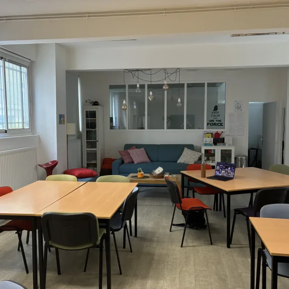 Espace indépendant 87 m² 11 postes Location bureau Rue de Charonne Paris 75011 - photo 1