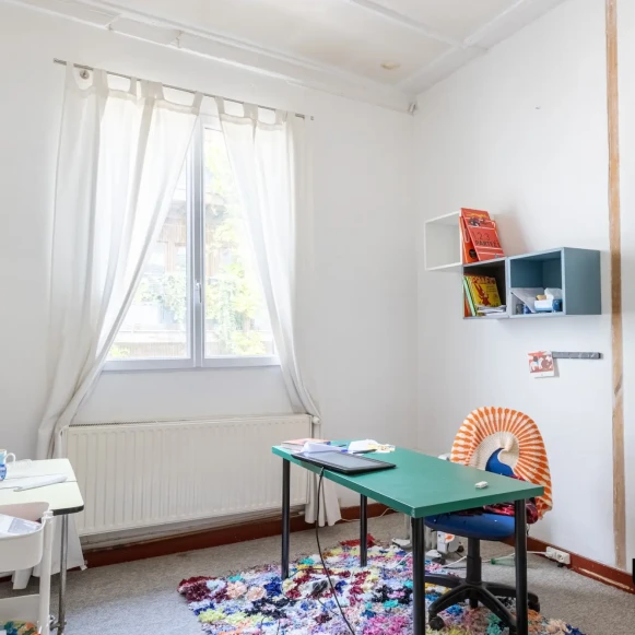 Bureau privé 18 m² 2 postes Coworking Rue Mariton Saint-Ouen-sur-Seine 93400 - photo 12