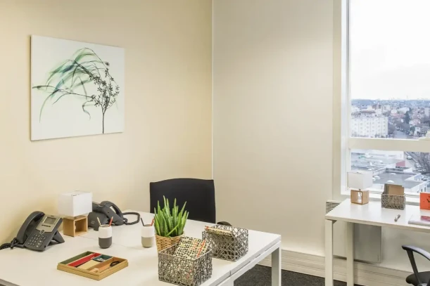 Bureau privé - 94120 - 4 postes - 1347€