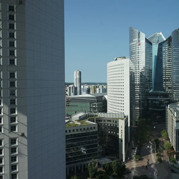 Bureau privé 40 m² 8 postes Location bureau Parvis de la Défense Puteaux 92800 - photo 6