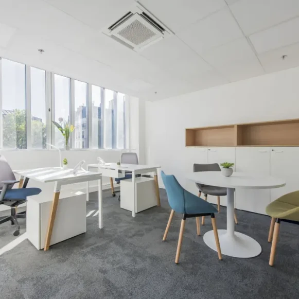 Bureau privé 15 m² 3 postes Coworking Avenue du Maine Paris 75015 - photo 1