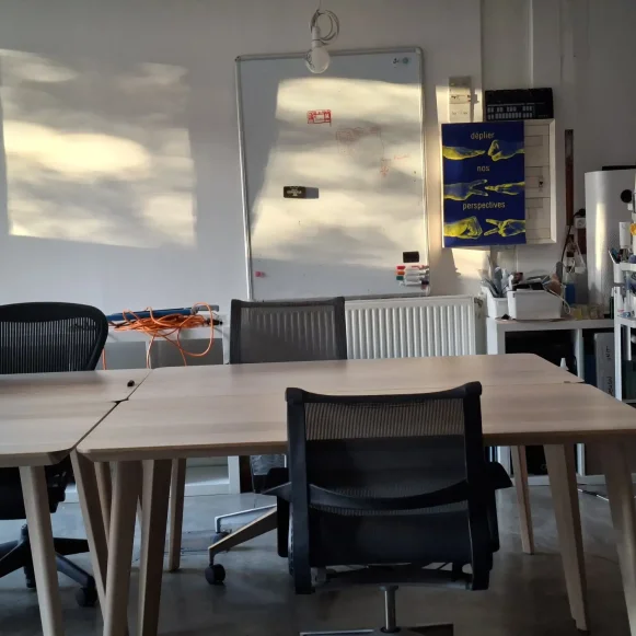 Open Space  8 postes Location bureau Rue des Poissonniers Paris 75018 - photo 3
