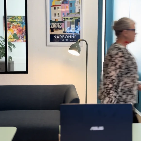 Open Space  15 postes Location bureau Cours de la République Narbonne 11100 - photo 4