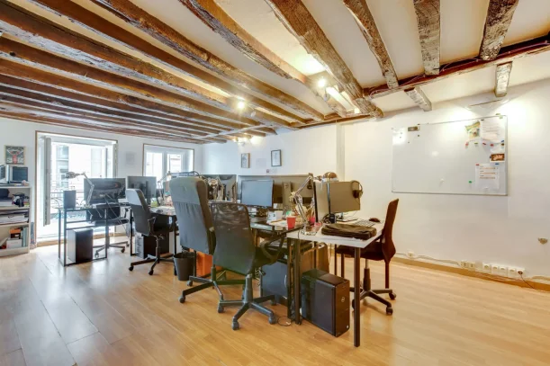 Espace indépendant - 75002 - 12 postes - 4000€