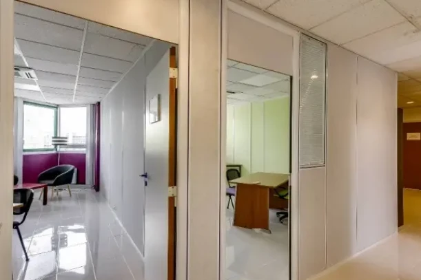 Bureau privé - 01630 - 1 poste - 650€