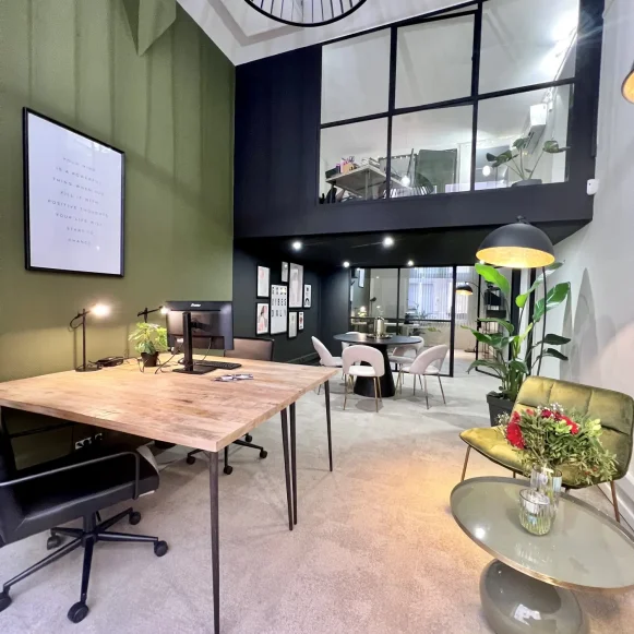 Bureau privé 14 m² 2 postes Location bureau Rue Vendôme Lyon 69003 - photo 5