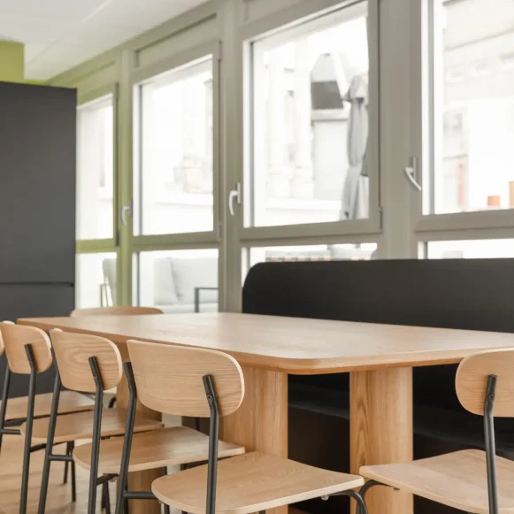Espace indépendant 118 m² 19 postes Location bureau Rue Cadet Paris 75009 - photo 5