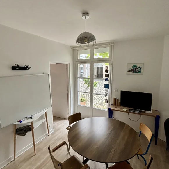 Open Space  2 postes Location bureau Rue de Bréa Nantes 44000 - photo 4