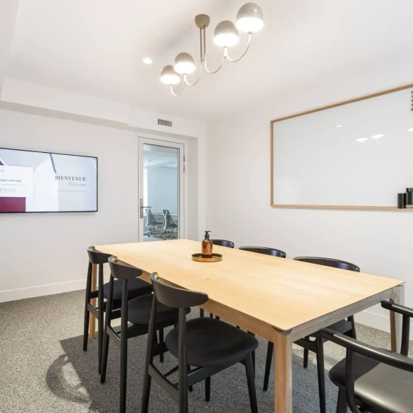 Bureau privé 27 m² 12 postes Coworking Rue de Montholon Paris 75009 - photo 9