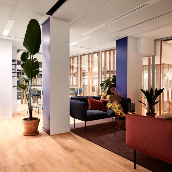 Bureau privé 56 m² 16 postes Coworking Rue de Clichy Saint-Ouen-sur-Seine 93400 - photo 6