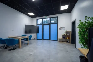 Open Space - 88200 - 6 postes - 169€