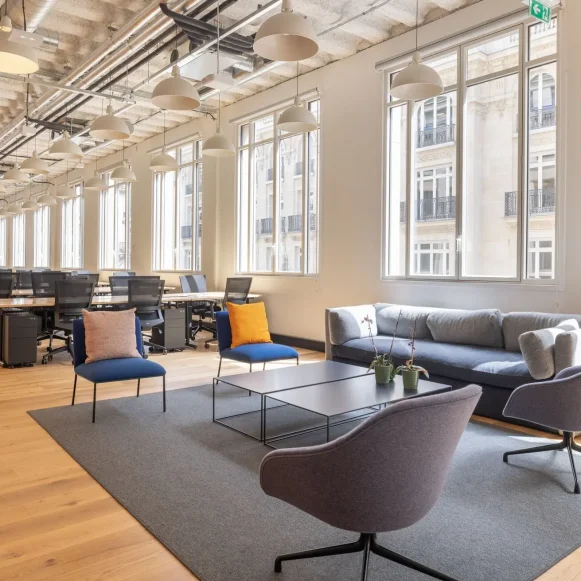 Espace indépendant 430 m² 90 postes Location bureau Rue Jules Lefebvre Paris 75009 - photo 1