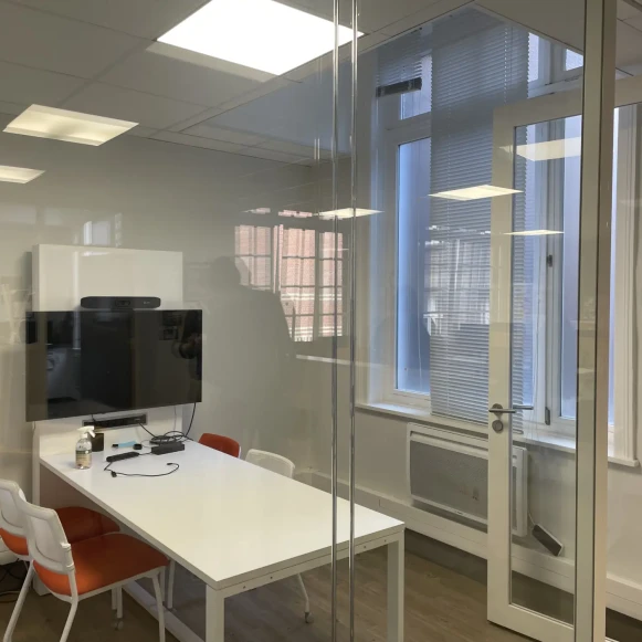 Bureau privé 148 m² 15 postes Coworking Place de la Gare Lille 59800 - photo 2