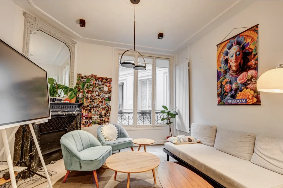 Allday Rue du Louvre