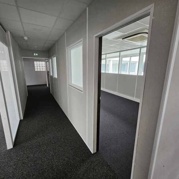 Espace indépendant 200 m² 20 postes Location bureau Rue de la Vanne Montrouge 92120 - photo 11