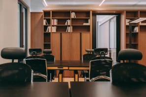 Bureau privé - 75008 - 4 postes - 8528€