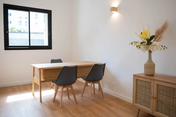 Bureau privé - 31500 - 3 postes - 690€