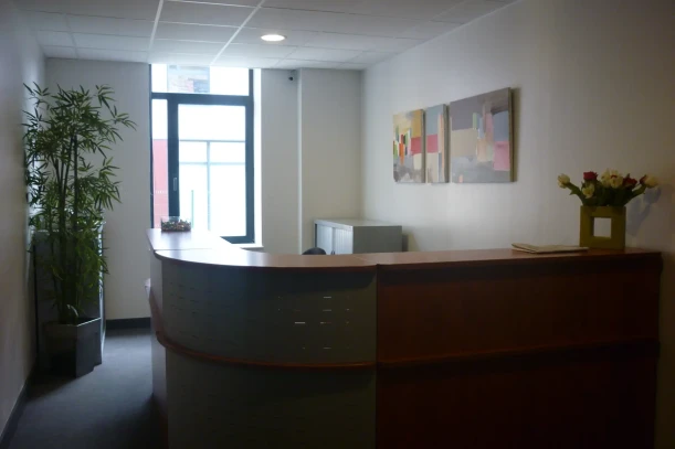 Bureau privé - 69570 - 2 postes - 600€