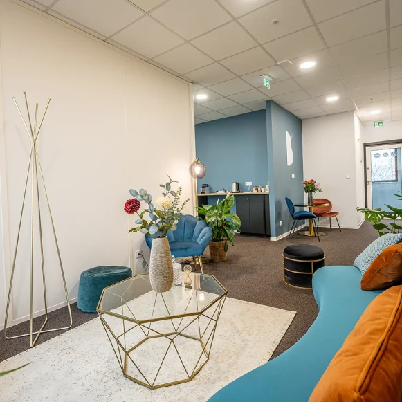 Bureau privé 13 m² 2 postes Coworking Rue des Hérons Entzheim 67960 - photo 5