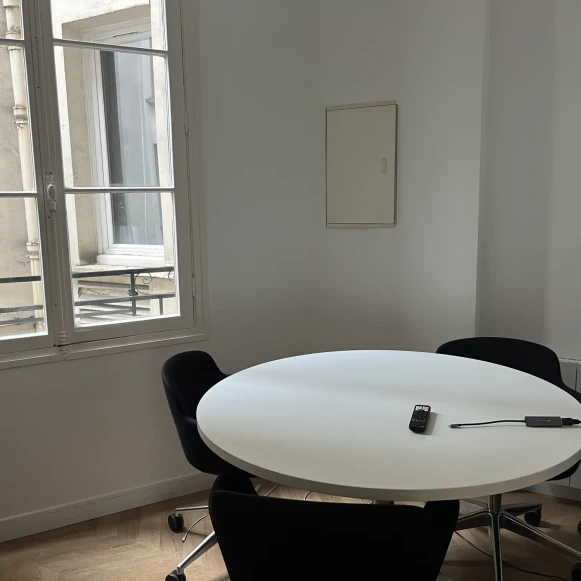 Espace indépendant 133 m² 25 postes Location bureau Rue du Caire Paris 75002 - photo 11