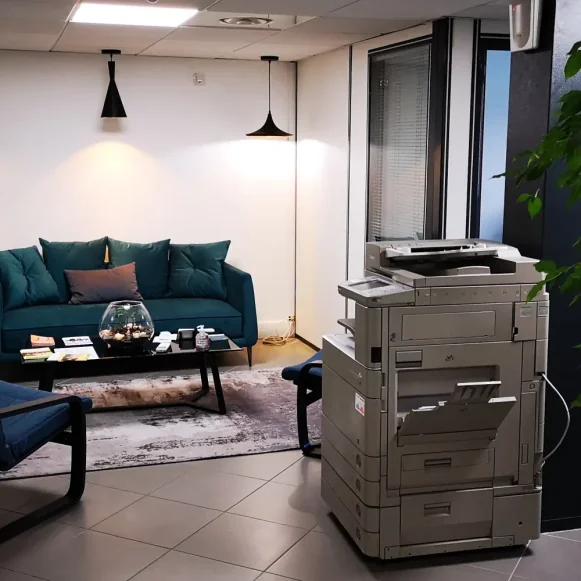Bureau privé 8 m² 2 postes Location bureau Rue Francoeur Viry-Châtillon 91170 - photo 2