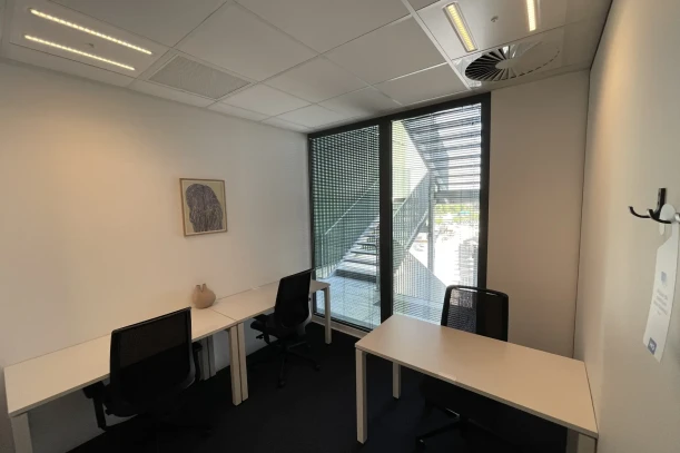 Bureau privé - 44400 - 3 postes - 760€