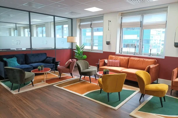 Bureau privé - 92000 - 4 postes - 1680€