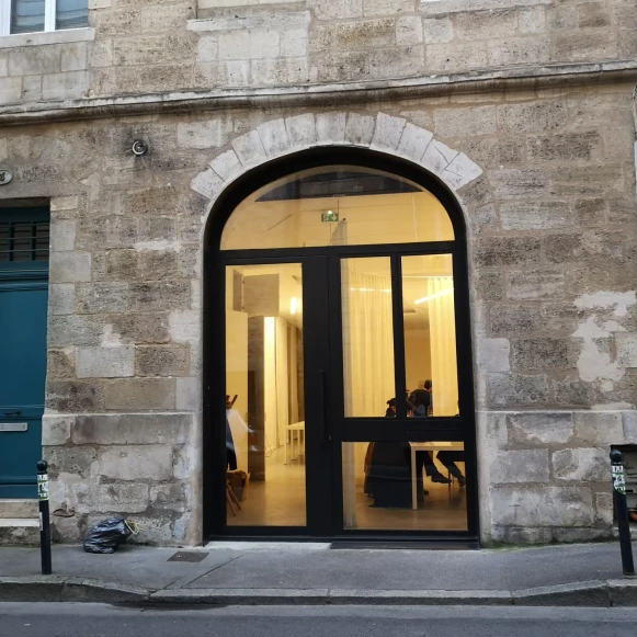 Open Space  8 postes Location bureau Rue des Bénédictines Bordeaux 33800 - photo 3