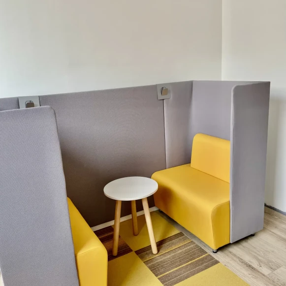 Open Space  18 postes Coworking Rue du Faubourg Bonnefoy Toulouse 31500 - photo 6