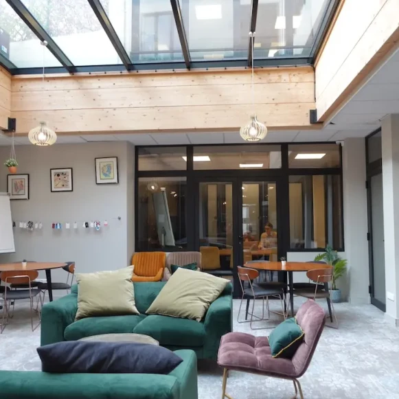 Open Space  5 postes Coworking Rue Saint-Etienne Lille 59800 - photo 9