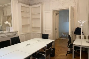Bureau privé - 75008 - 8 postes - 5090€