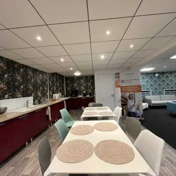 Bureau privé 7 m² 2 postes Location bureau Avenue d'Italie Paris 75013 - photo 6