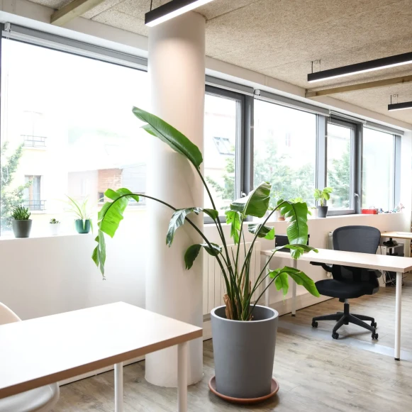 Open Space  4 postes Coworking Rue de Châteaudun Ivry-sur-Seine 94200 - photo 1