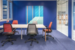 Open Space - 75018 - 10 postes - 385€