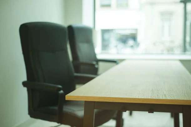 Bureau privé - 67000 - 2 postes - 500€