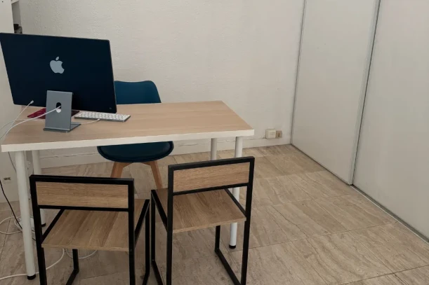 Bureau privé - 83300 - 1 poste - 500€