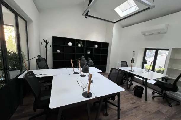 Bureau privé - 75017 - 6 postes - 2280€