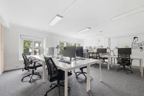 Bureau privé - 75010 - 15 postes - 7900€