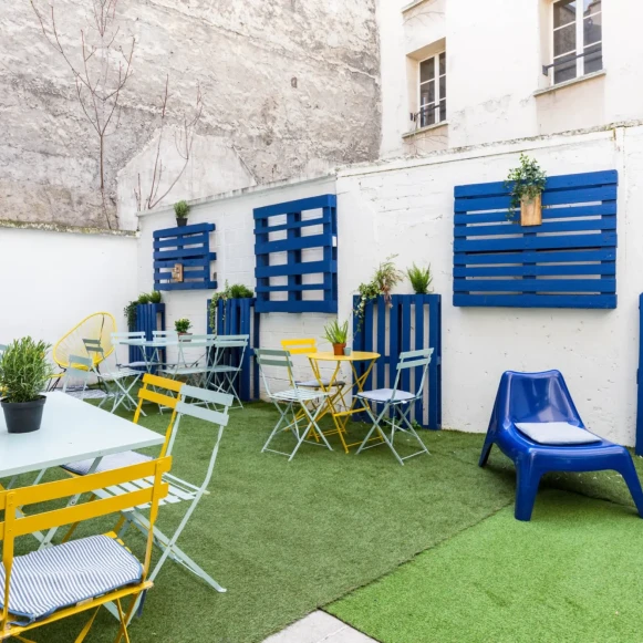 Bureau privé 46 m² 16 postes Coworking Rue du Dahomey Paris 75011 - photo 4